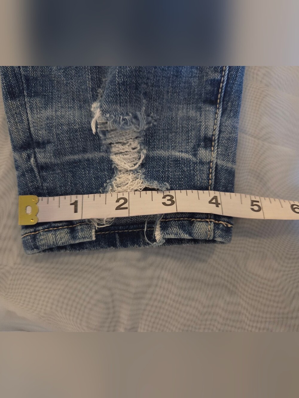 Good American Good Waist High-Rise Distressed Skinny Crop Jeans - Blue, 6 / 28 - Picture 9 of 13
